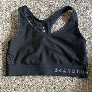SM underarmour sports bra